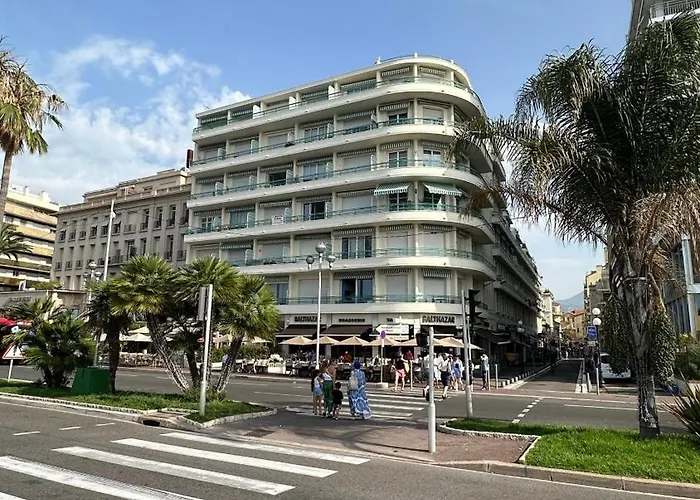 Carre D Or Face A La Apartmán *