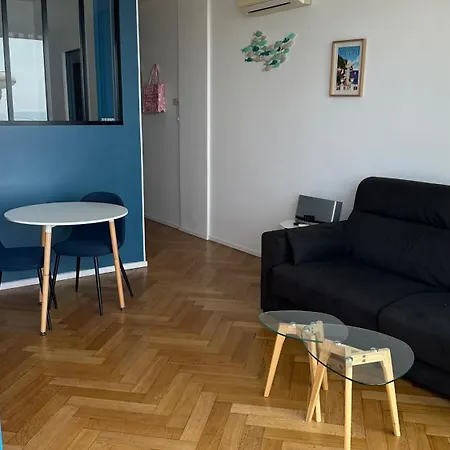 Carre D Or Face A La * 尼斯